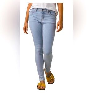 Prana Soma Skinny Jeans, size29/8, NWT, light blue